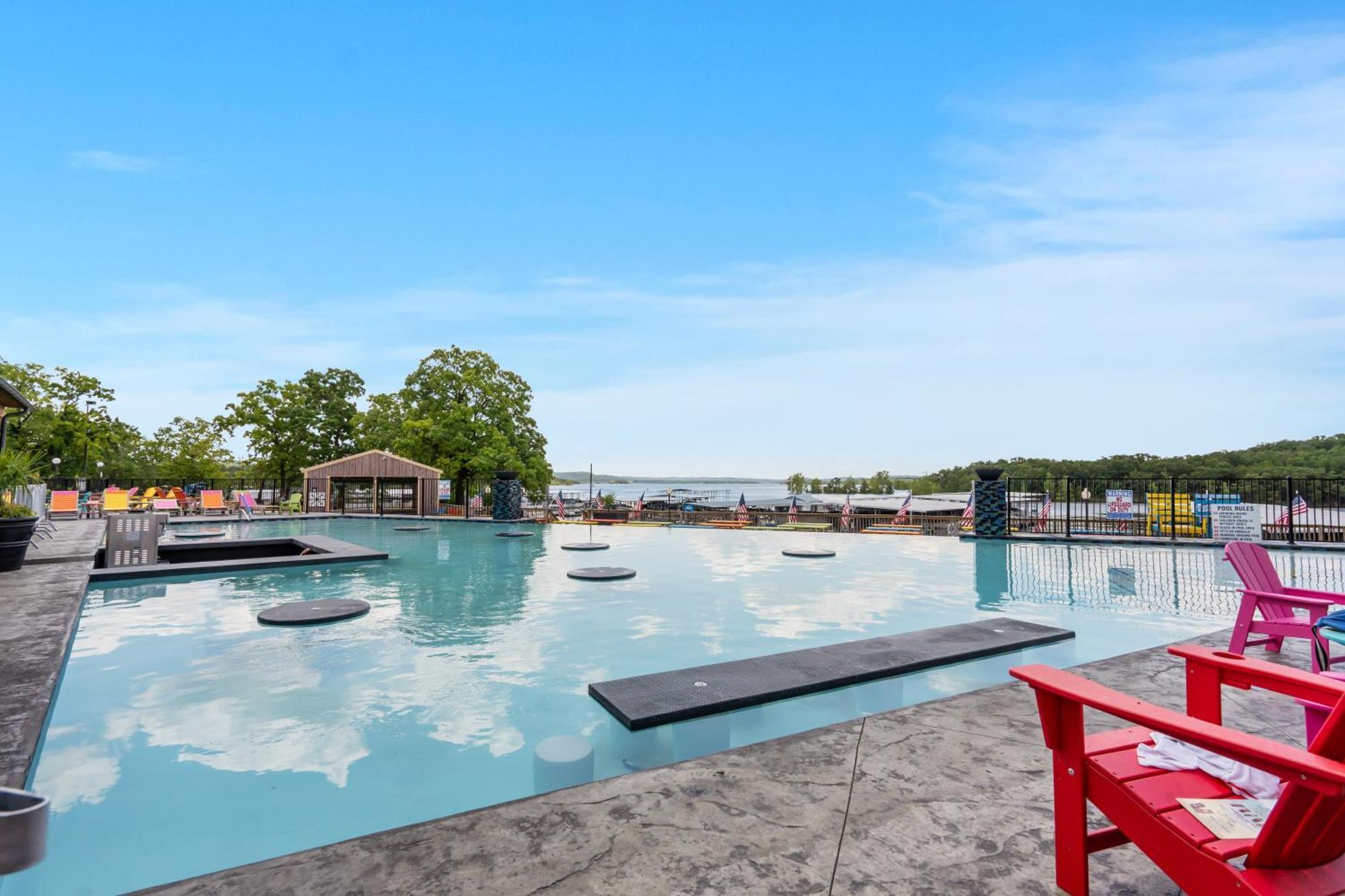 Aparthotel Rock Lane & Marina 2*