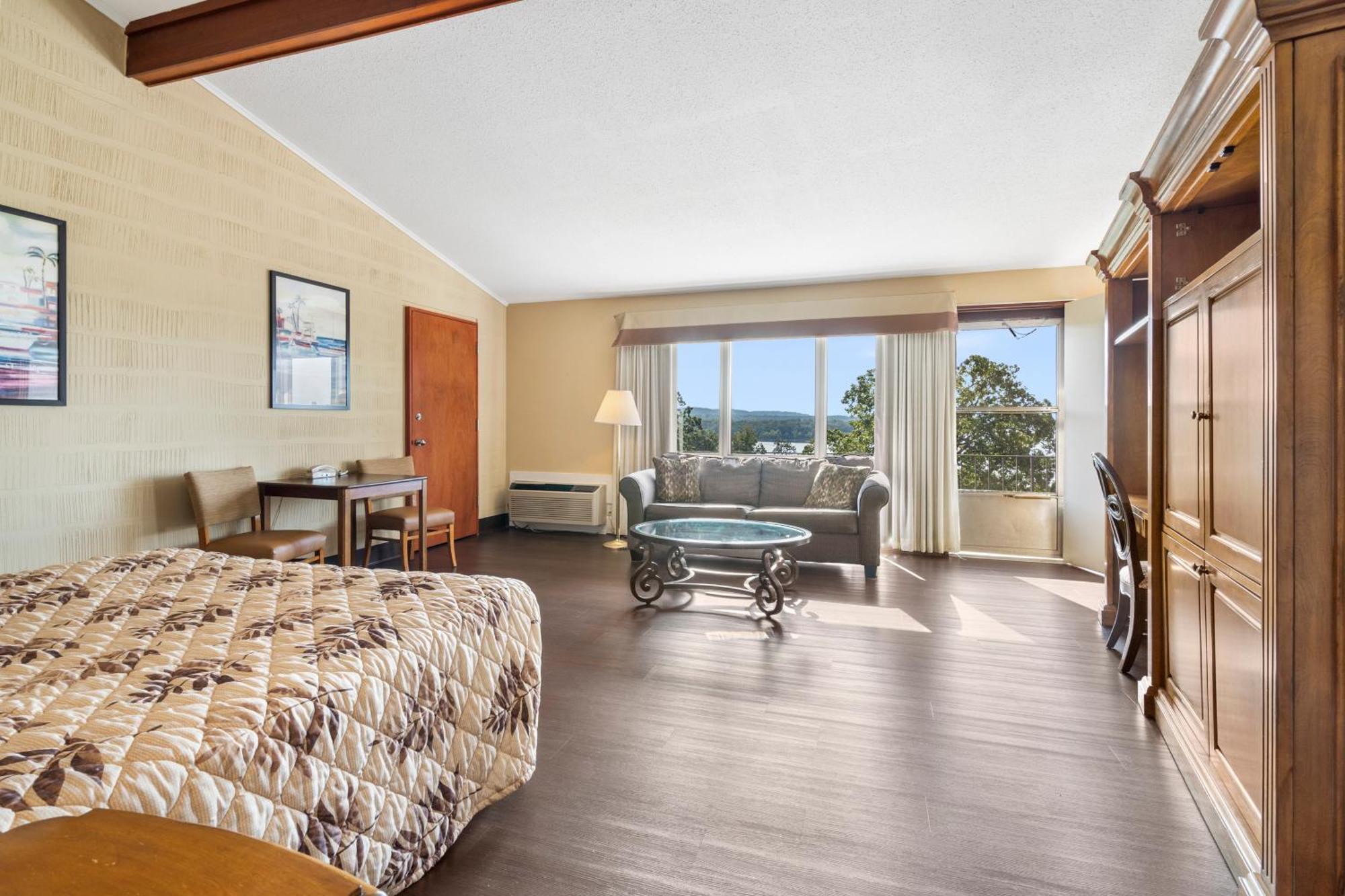 Rock Lane & Marina Apart-hotel